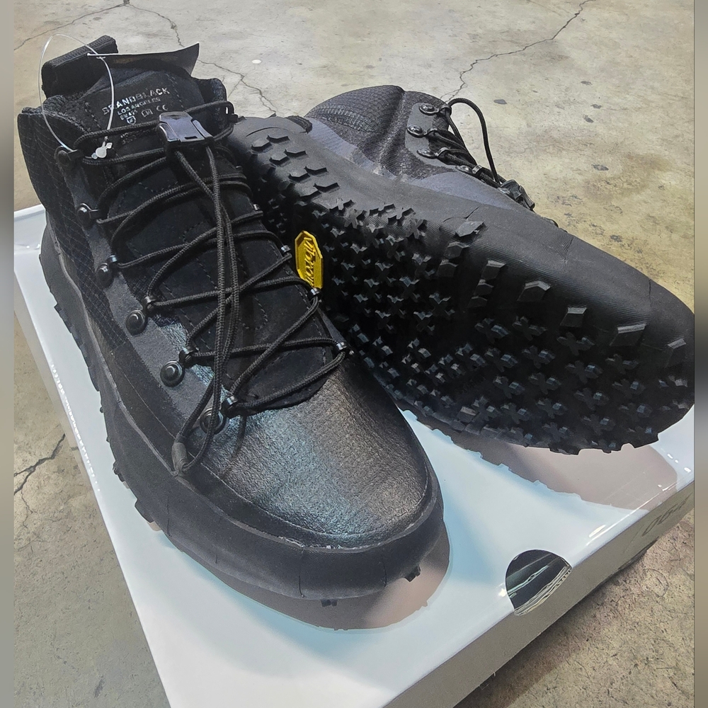 BrandBlackLA Sansin Black Hiking Shoes Size 8M Brand New With Box